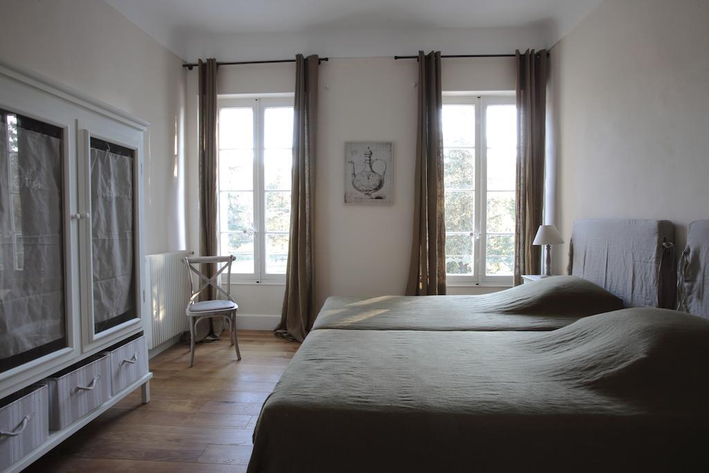 La Maison R Panzió Pignans Szoba fotó